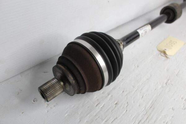 Audi 8V A3 / Volkswagen Golf Mk7 TSI 1.4 Front Right Driveshaft Axle 5Q0407272DD