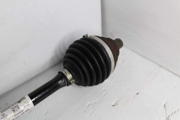 Audi 8V A3 / Volkswagen Golf Mk7 TSI 1.4 Front Right Driveshaft Axle 5Q0407272DD