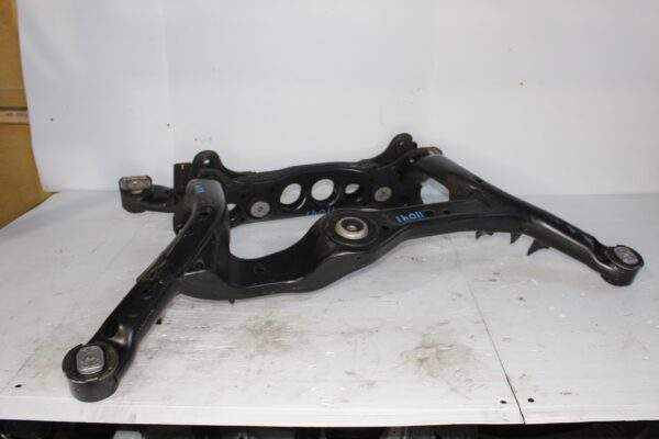 Audi A4 A5 S5 Rear Subframe Crossmember Carrier 8K0505235AK