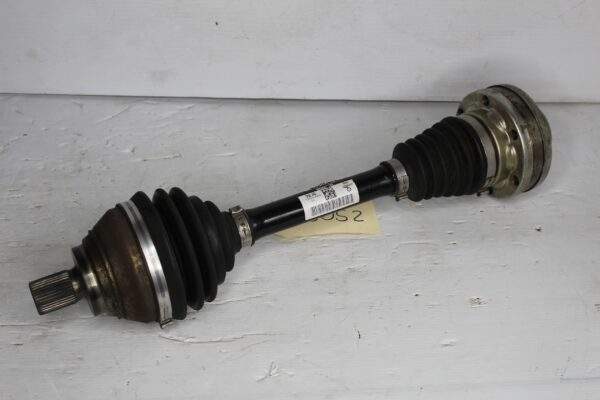 Audi 8V S3 / Volkswagen Mk7 Golf R Front Left Driveshaft Axle 5Q0407271AP