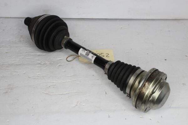 Audi 8V S3 / Volkswagen Mk7 Golf R Front Left Driveshaft Axle 5Q0407271AP