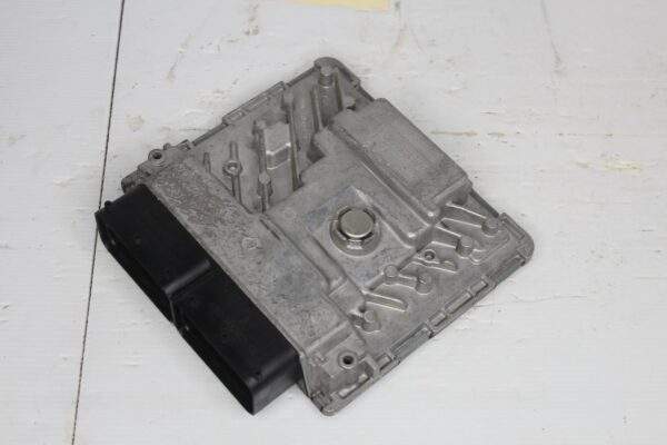 Volkswagen Golf Mk7 R 2.0L CJX Engine Control Unit ECU ECM 06K907425B