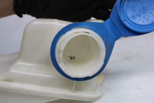 Audi 8V S3 / Volkswagen Mk7 Golf R Washer Bottle Filler Neck 5Q0955449AF