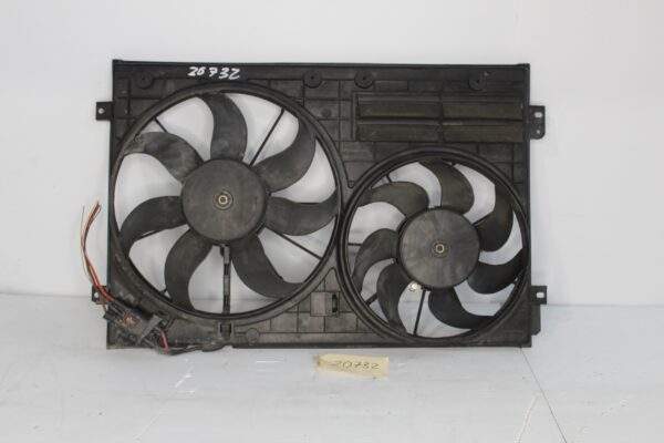 Volkswagen Golf Mk6 R CDL Twin Radiator Fan With Shroud 1K0121205AD, 1K0121207B