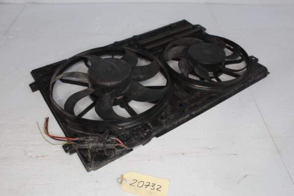 Volkswagen Golf Mk6 R CDL Twin Radiator Fan With Shroud 1K0121205AD, 1K0121207B