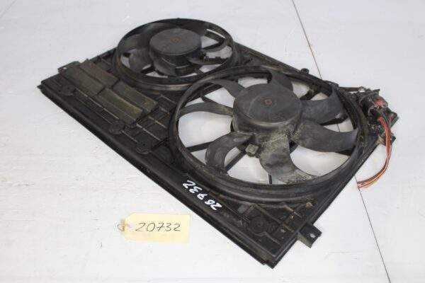 Volkswagen Golf Mk6 R CDL Twin Radiator Fan With Shroud 1K0121205AD, 1K0121207B