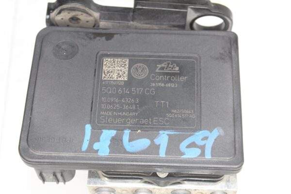 Volkswagen Golf MK7 ABS Pump Unit Module 5Q0614517CG, 5Q0614517FL