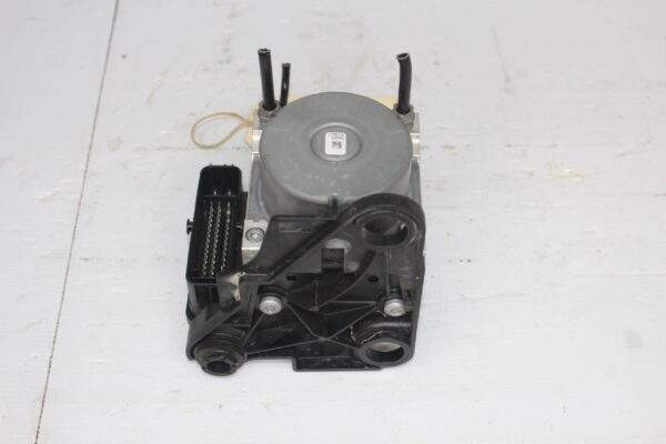 Volkswagen Golf MK7 ABS Pump Unit Module 5Q0614517CG, 5Q0614517FL