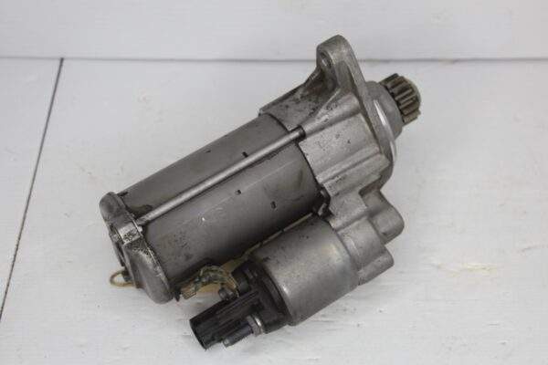 Volkswagen Audi Engine Starter Motor 02E911024B