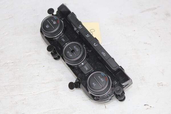 Volkswagen Golf Mk7 AC Heater Climate Control Switch Panel 5G0907044T