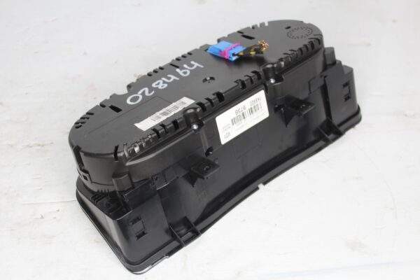Volkswagen Scirocco R Instrument Combi Cluster 300KM/H 1K8920873B