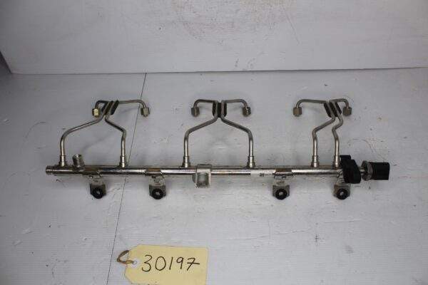 BMW F80 F82 F87 M2 M3 M4 S55 High Pressure Fuel Rail 13537848363