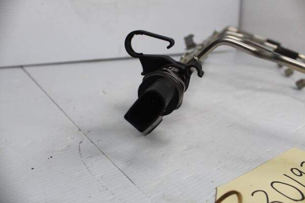 BMW F80 F82 F87 M2 M3 M4 S55 High Pressure Fuel Rail 13537848363