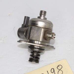 BMW F80 F82 F87 M2 M3 M4 S55 High Pressure Fuel Pump 13517847204 - Image 2