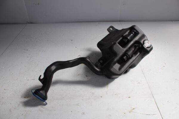 Mercedes Benz W176 W117 A CLA Class Windscreen Washer Reservoir A2468690120