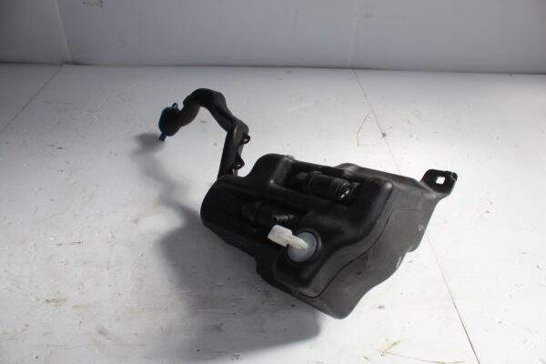 Mercedes Benz W176 W117 A CLA Class Windscreen Washer Reservoir A2468690120