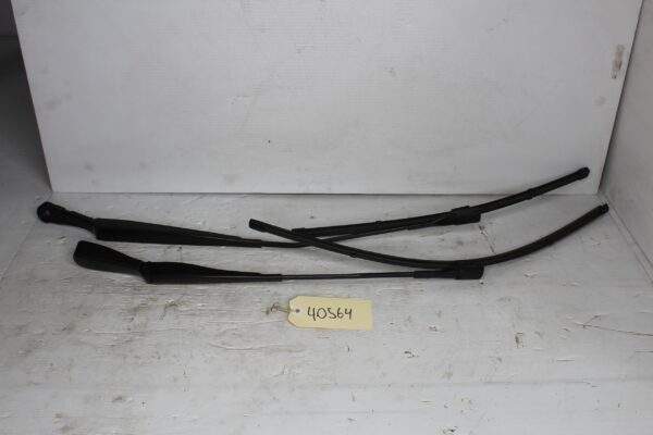 Mercedes Benz W177 A Class Windscreen Wiper Arms A1778201100, A1778201000