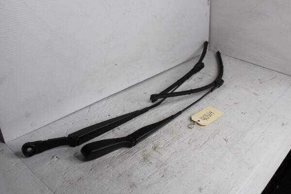 Mercedes Benz W177 A Class Windscreen Wiper Arms A1778201100, A1778201000