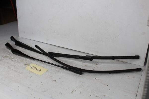 Mercedes Benz W177 A Class Windscreen Wiper Arms A1778201100, A1778201000