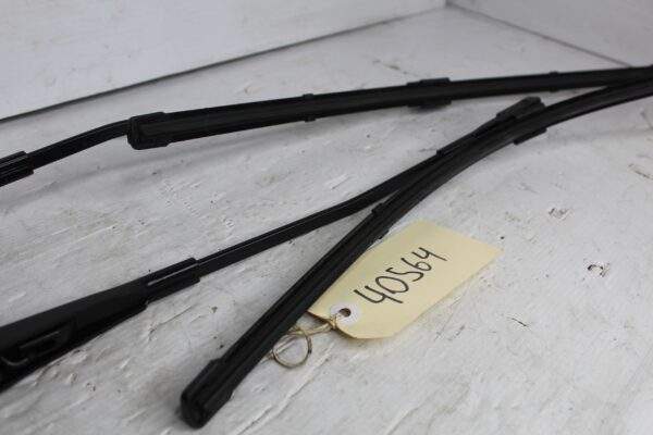 Mercedes Benz W177 A Class Windscreen Wiper Arms A1778201100, A1778201000