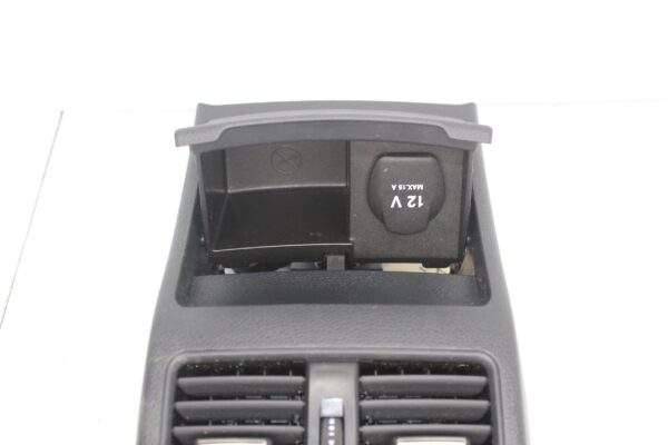 Mercedes Benz W176 W117 A CLA Centre Console End Air Vents A1766801050