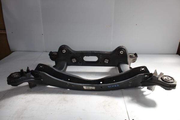 Mercedes Benz W205 C43 Rear Axle Carrier Subframe A2053500514, A2053504826