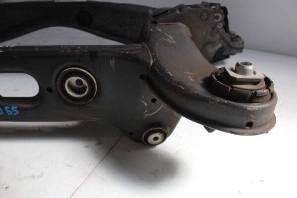 Mercedes Benz W205 C43 Rear Axle Carrier Subframe A2053500514, A2053504826