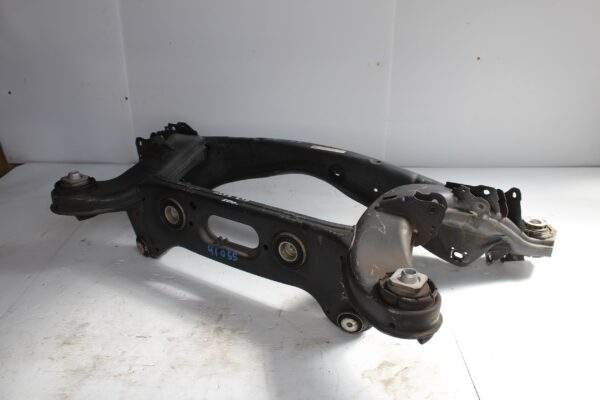 Mercedes Benz W205 C43 Rear Axle Carrier Subframe A2053500514, A2053504826