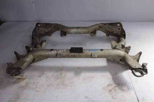 Mercedes Benz W212 E63 AMG Front Axle Carrier Subframe Crossmember A2186280100