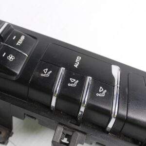 Porsche 92A Cayenne GTS Right AC Climate Seat Control Panel - Image 4