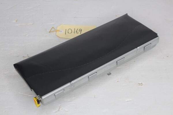 Audi 8V A3 S3 RS3 Drivers Knee Airbag 8V2 880 841 D