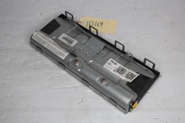 Audi 8V A3 S3 RS3 Drivers Knee Airbag 8V2 880 841 D