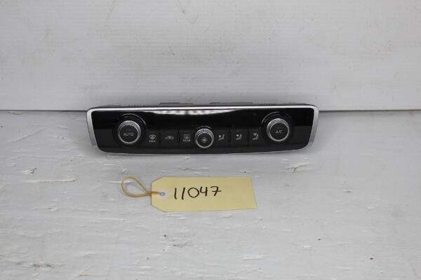 Audi 8V A3 S3 RS3 AC Climate Control Switch Panel 8V0 820 043 M