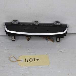 Audi 8V A3 S3 RS3 AC Climate Control Switch Panel 8V0 820 043 M - Image 8