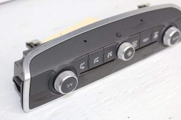 Audi 8V A3 S3 RS3 AC Climate Control Switch Panel 8V0 820 043 M