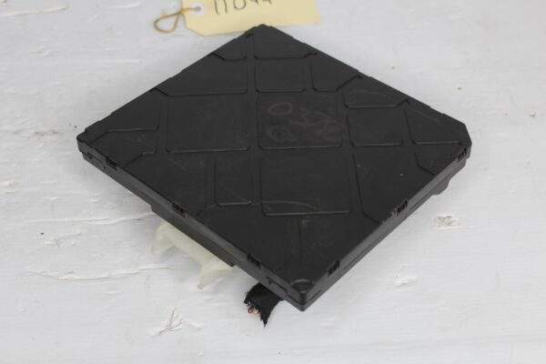 Audi 8V A3 S3 / Volkswagen Golf GTi R Body Control Module BCM 5Q0 937 084 CQ
