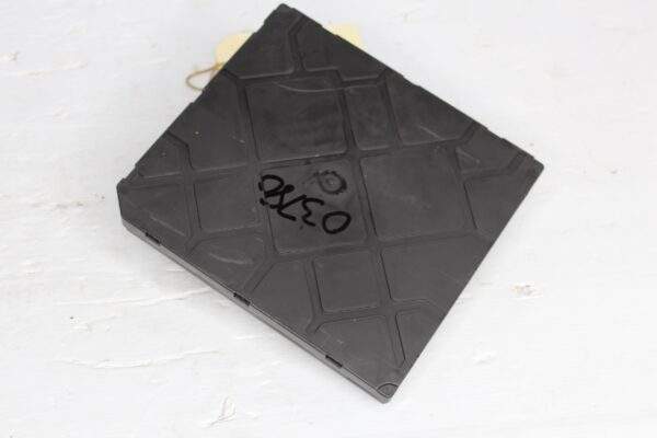 Audi 8V A3 S3 / Volkswagen Golf GTi R Body Control Module BCM 5Q0 937 084 CQ