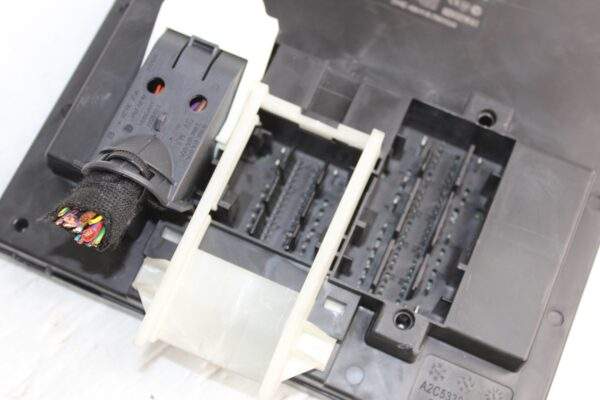 Audi 8V A3 S3 / Volkswagen Golf GTi R Body Control Module BCM 5Q0 937 084 CQ