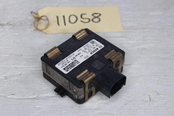 Audi 8V A3 Left Lane Assist Blind Spot Radar Module - SLAVE 3Q0907590D