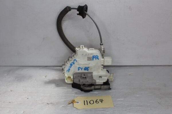 Audi FY Q5 Front Right Door Lock Actuator 8X2837016C