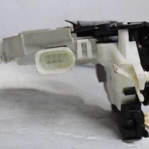 Audi FY Q5 Front Right Door Lock Actuator 8X2837016C - Image 4