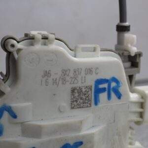 Audi FY Q5 Front Right Door Lock Actuator 8X2837016C - Image 3