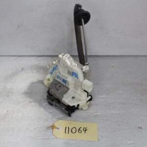 Audi FY Q5 Front Right Door Lock Actuator 8X2837016C - Image 10