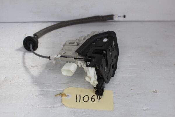 Audi FY Q5 Front Right Door Lock Actuator 8X2837016C