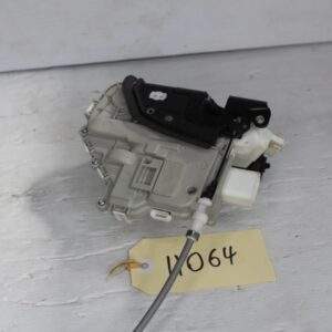 Audi FY Q5 Front Right Door Lock Actuator 8X2837016C - Image 7
