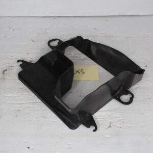 Audi 8V A3 S3 Front Left Auxiliary Cooler Air Duct Guide 8V0121673 - Image 2