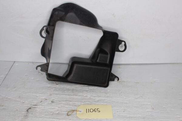 Audi 8V A3 S3 Front Left Auxiliary Cooler Air Duct Guide 8V0121673