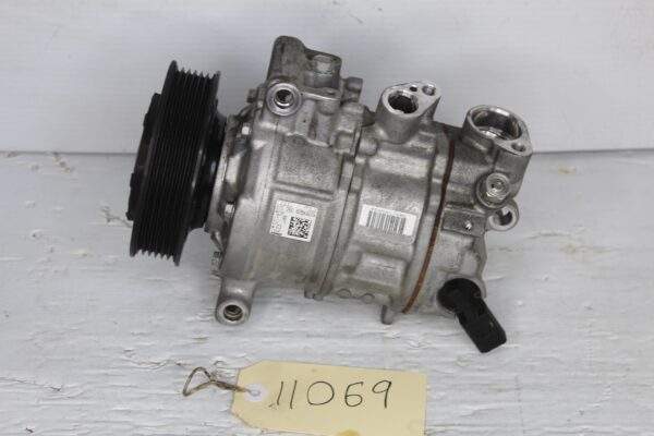 Audi A4 A5 Q5 2.0L Air Con AC Compressor 8T0260805N