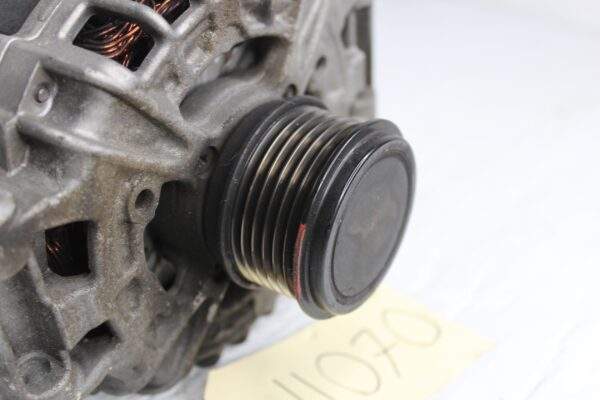 Audi A4 A5 Q5 2.0L Alternator 06H903018J