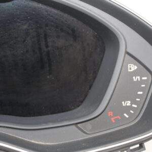 Audi FY Q5 Instrument Gauge Cluster 44xxx KMS 8W5920790D - Damaged Tab - Image 4